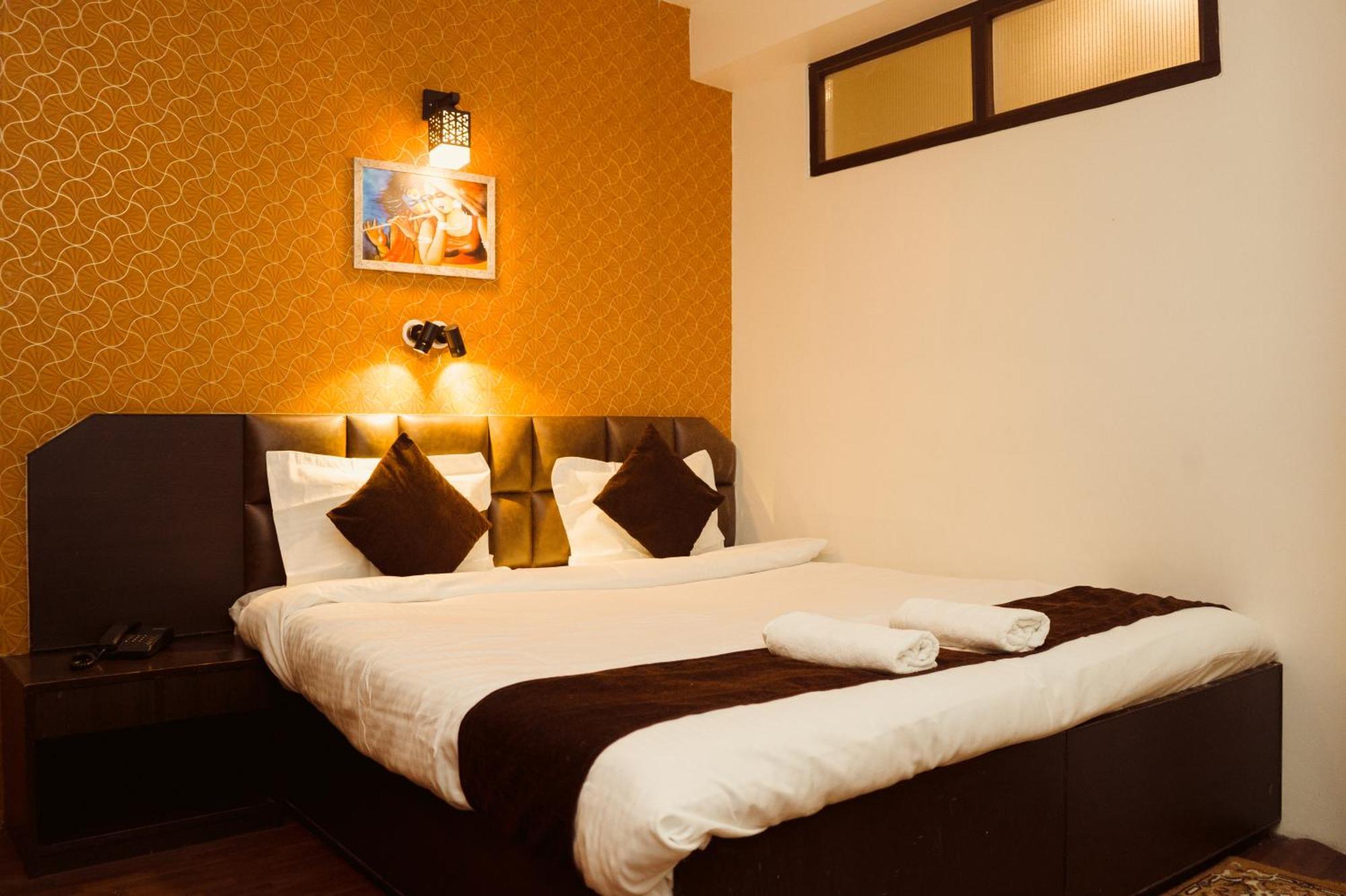 Hotel Siddhi Vinayak Regency, Mg Marg 강토크 외부 사진